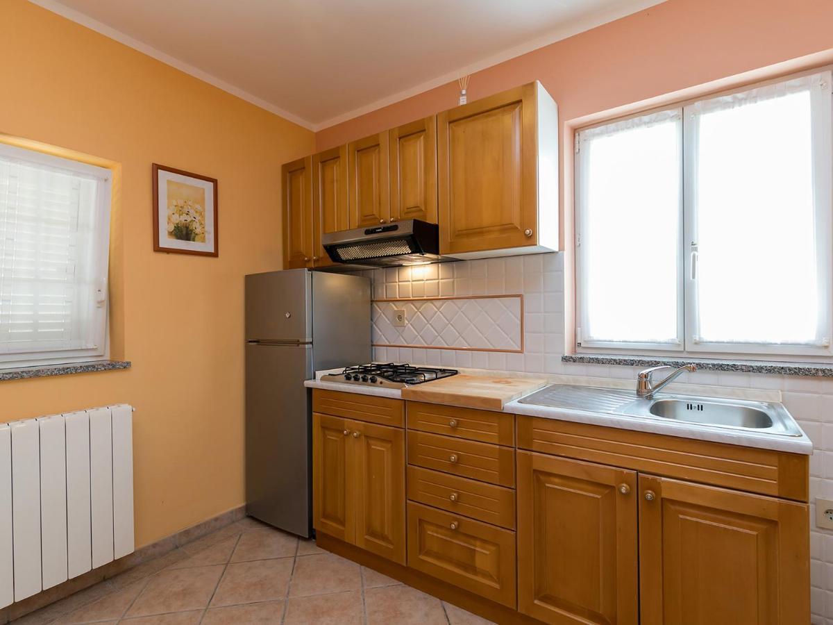 Residence Matilda Върсар Екстериор снимка