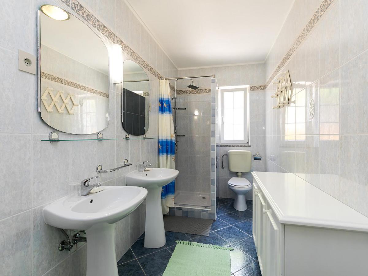 Residence Matilda Върсар Екстериор снимка